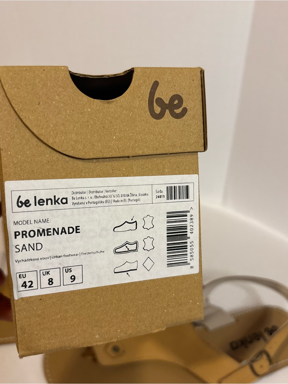 Be Lenka Women’s Promenade Sand Leather T-Strap Sandals - Picture 2 of 4